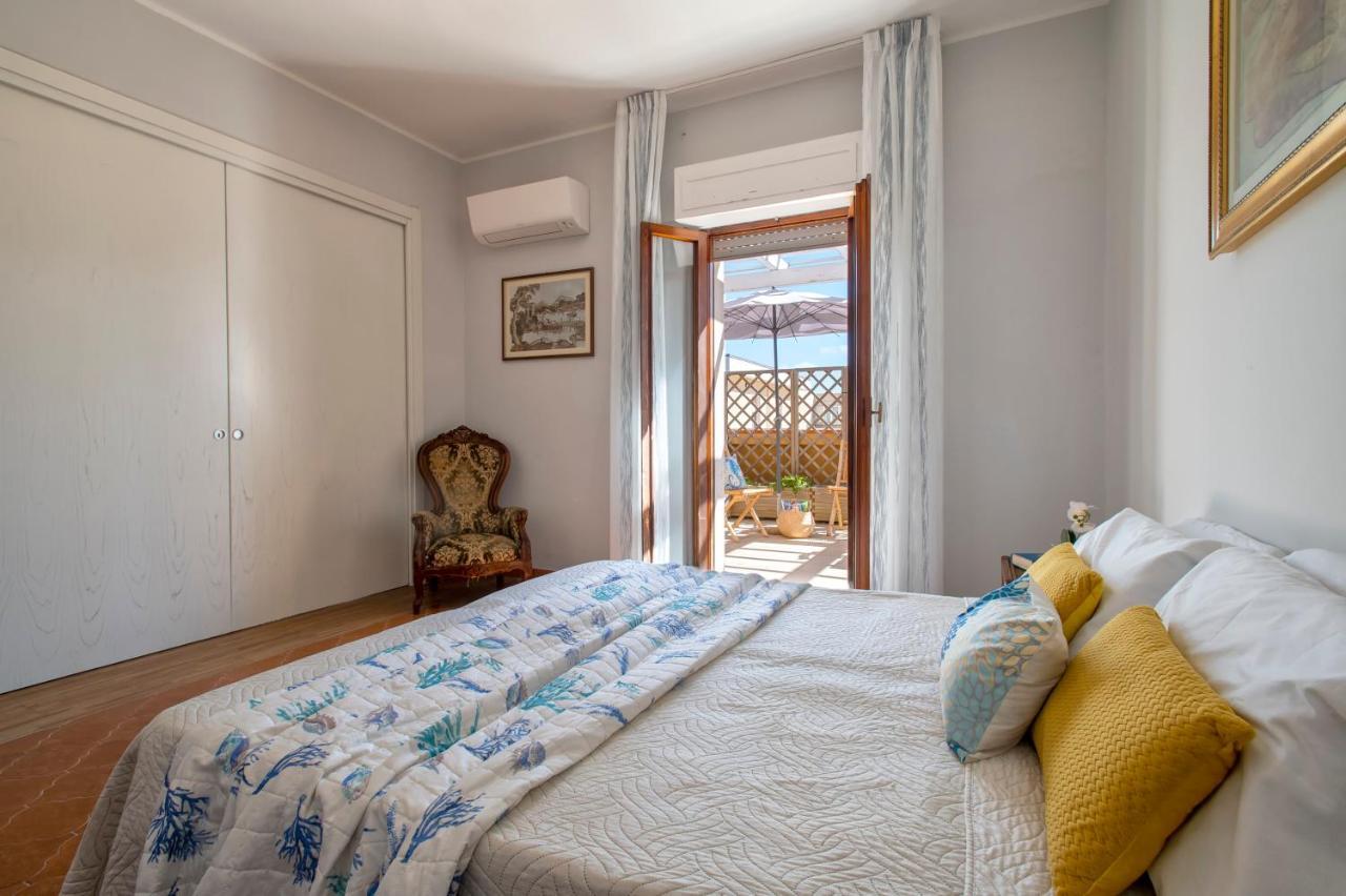 Lungomare Garibaldi - Attico A Due Passi Dal Mare Apartamento Alghero Exterior foto