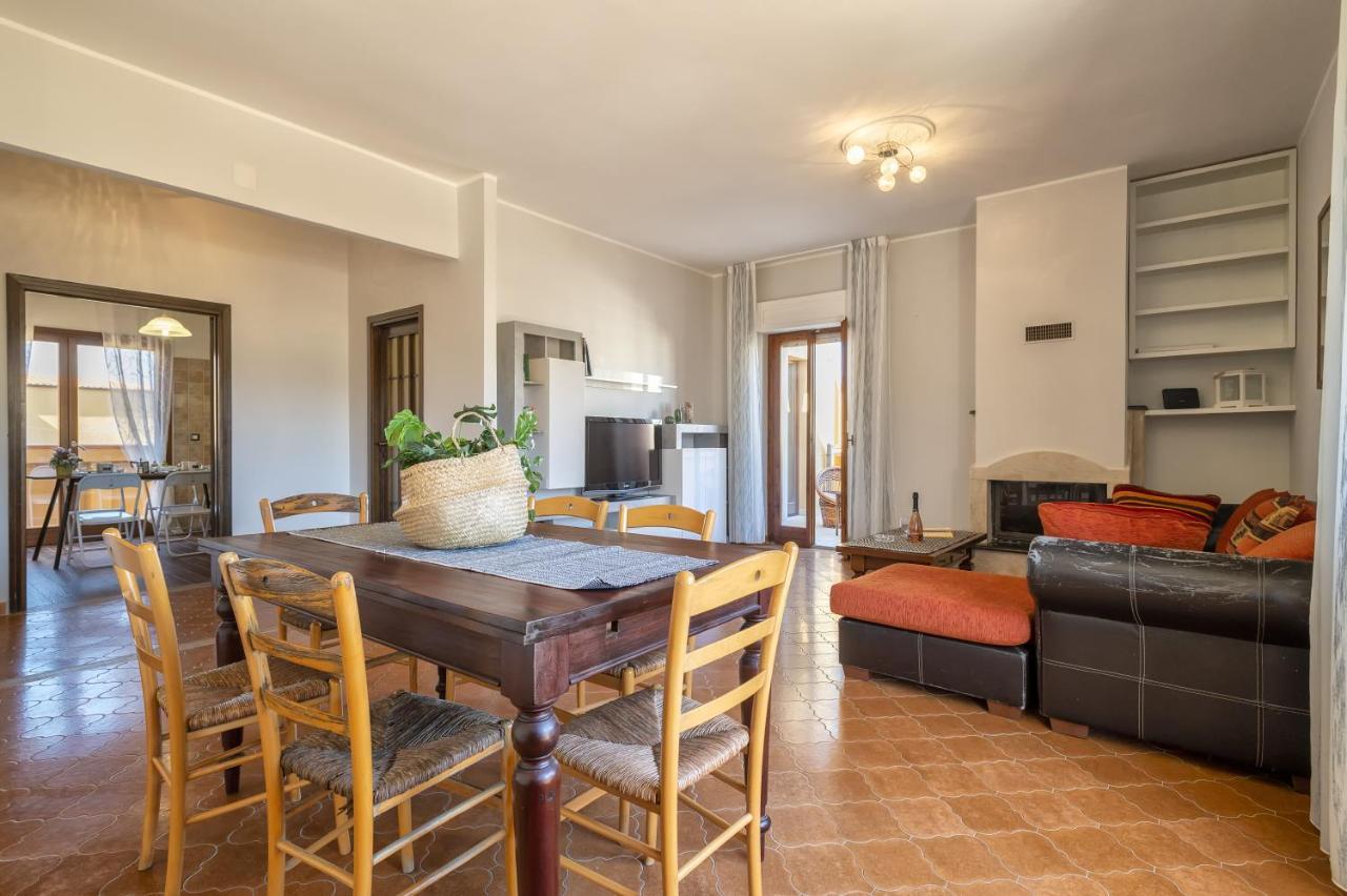Lungomare Garibaldi - Attico A Due Passi Dal Mare Apartamento Alghero Exterior foto
